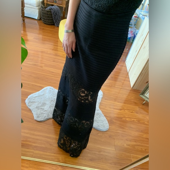 Tadashi Shoji Evening Dress Size Small - Picture 9 of 16